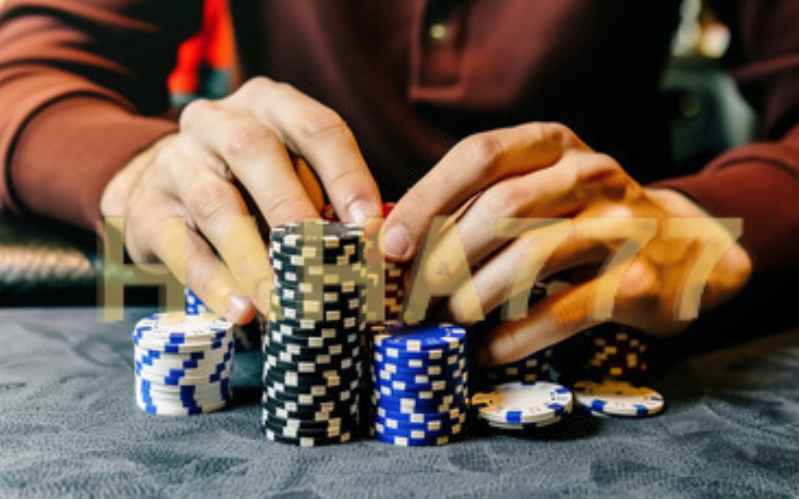 Critical Skills Required in Online Poker